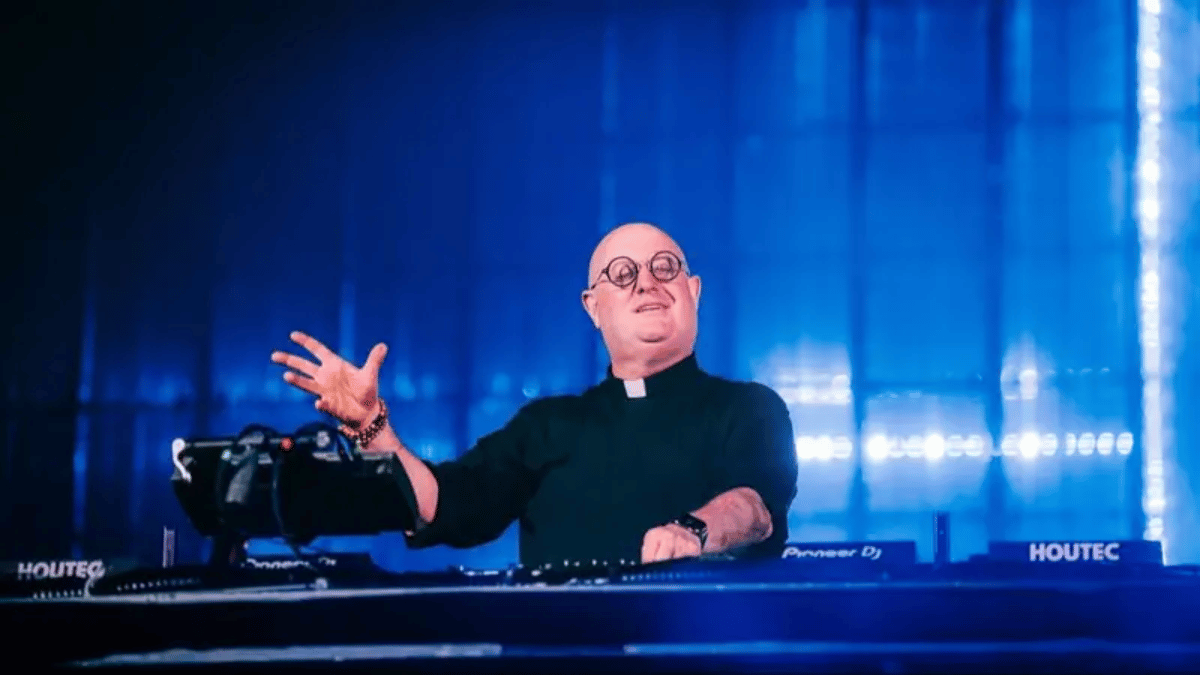 El DJ Padre Guilherme realizará un homenaje gratis al Papa Francisco en Plaza de Mayo 